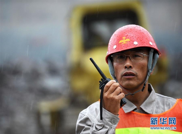 （改革先锋风采·图文互动）（1）郭明义：与时代同行诠释“雷锋精神”生命力