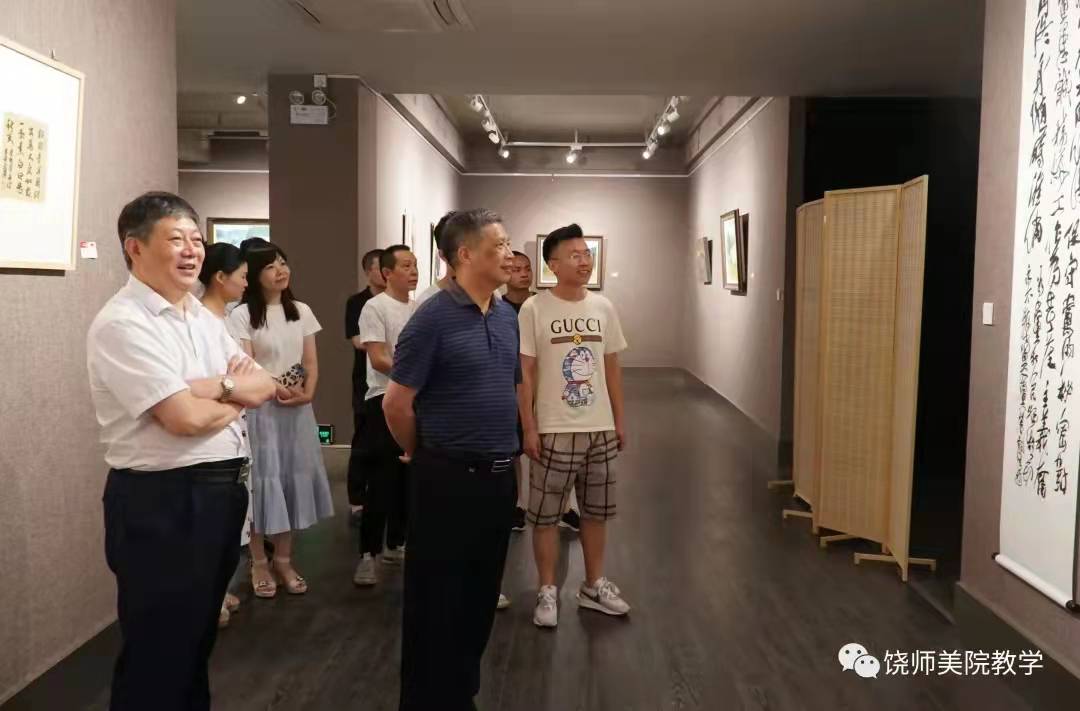 教师书画作品展览2.jpg